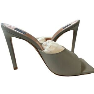 NEW in Box LITA Women’s Silver Gray Square Open Toe 4.5” Heel Sandal - 7.5
